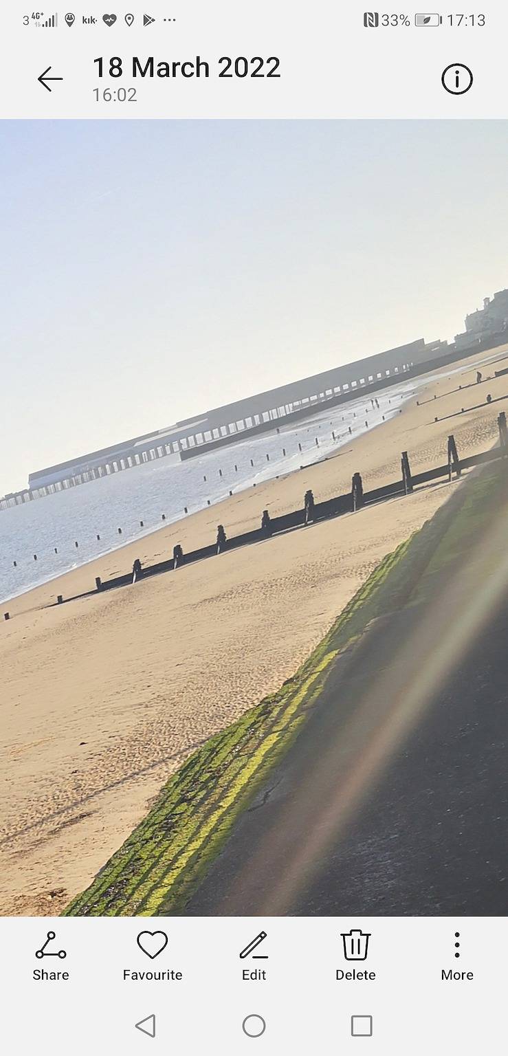 Entire vacation apartment, Lovely 2-Bed caravan in Walton on the Naze in Frinton and Walton, Essex