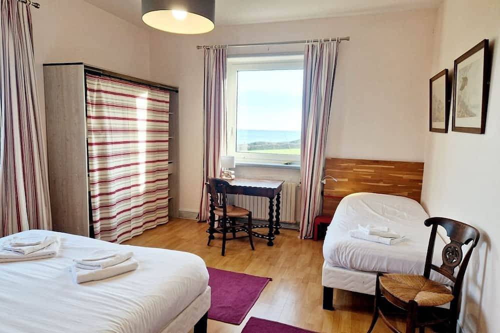 Schöne, romantische Unterkunft mit einem außergewöhnlichen Meerblick (4 Sterne) in Omonville-la-Rogue, La Hague