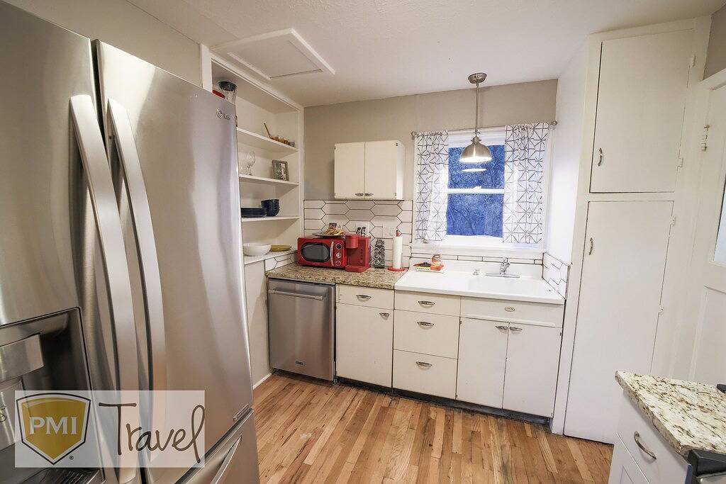 *Close to Downtown* Cozy retreat *A/C *Bbq in Prescott, Yavapai County