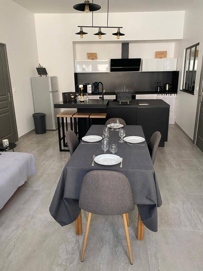 Appartement entier, Le Merrain gîte plein coeur de Chablis in Chablis, Région d'Auxerre