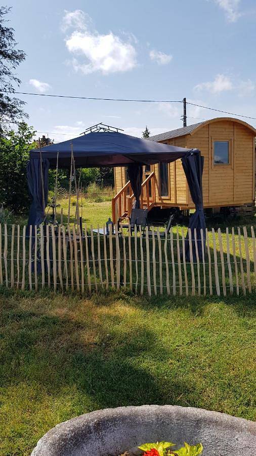 Tent in Saint-Barthélemy (Haute-Saône), Haute-Saône