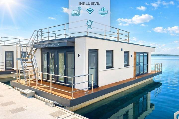 Ferienhaus für 6 Personen, mit Terrasse und Seeblick sowie Ausblick in der Lausitz