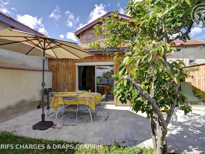 Gîte pour 4 personnes, avec Terrasse et Jardin