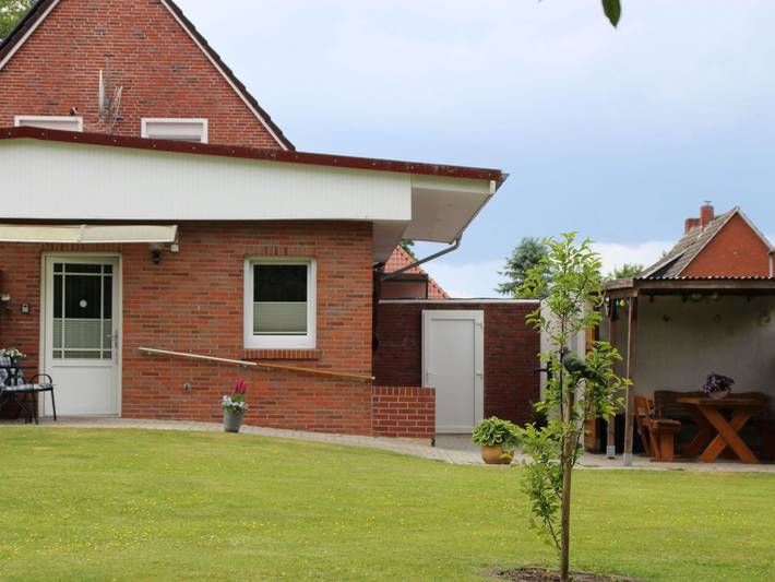 Ferienwohnung für 4 Personen, mit Terrasse und Garten in Ostrhauderfehn - 4