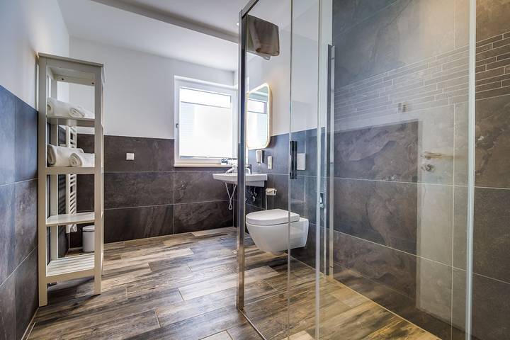 Ferienwohnung für 3 Personen, mit Balkon und Sauna sowie Seeblick in Sächsisches Burgen- und Heideland - 4