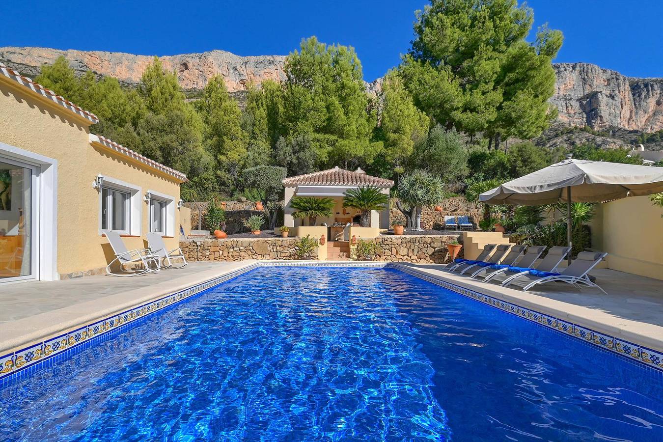 Casa vacanza a Jávea a partire da 453€ a notte