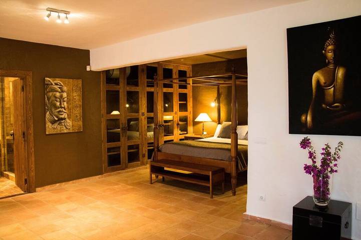 7 Schlaf- u. 6 Badezimmer – Luxusvilla m. eigenem Pool u. bestem Meerblick in Sant Joan de Labritja, Ibiza Norden