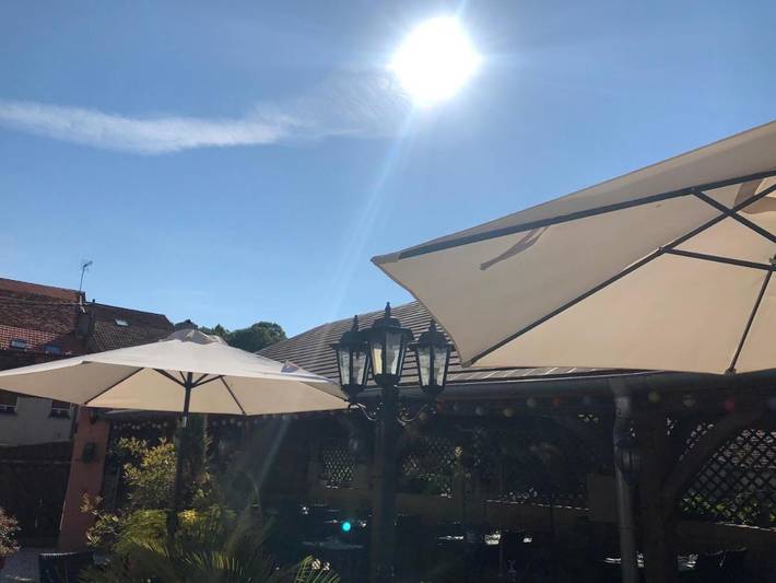 Hôtel pour 2 personnes, avec terrasse à Bèze (homonymie) - 2