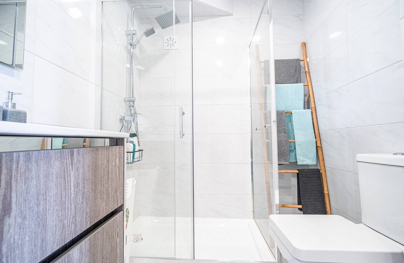 Appartement 'Tiny Dream' met bergzicht, gedeeld zwembad en wifi, foto 15