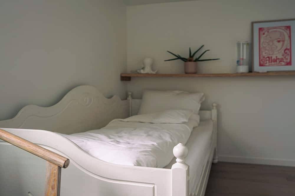 Spacious 1500ft² Designer Home, 5-Min to Beach in Klepp