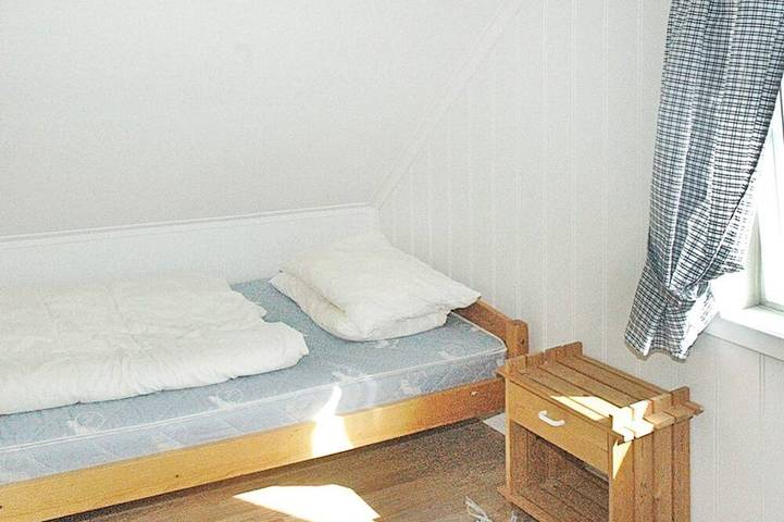 Ferienhaus für 5 Personen, mit Terrasse und Garten sowie Sauna in Eide - 2