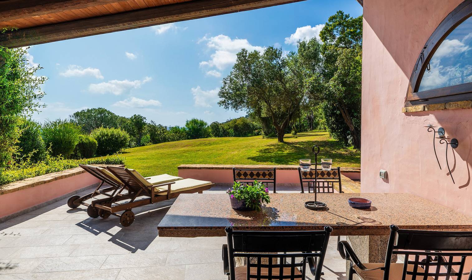 Villa 'Fiori 3' mit Meerblick, Wi-Fi und Klimaanlage in Is Molas, Pula und Umgebung