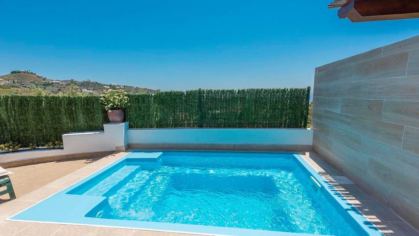 Casa rural para 3 personas, con balcón/terraza y piscina en Torrox - 3