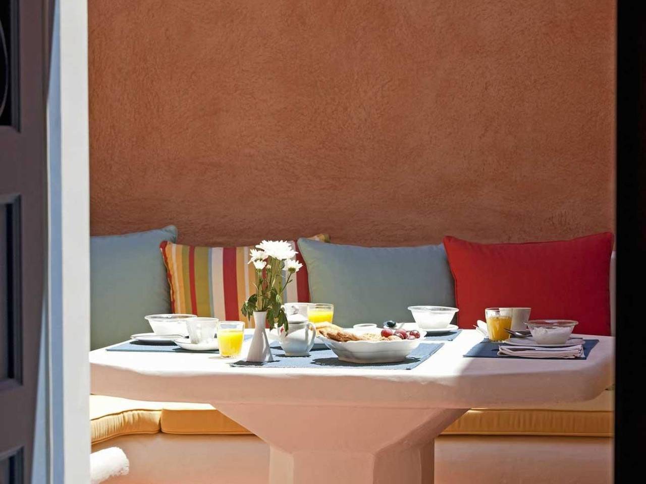 "Oia Mansion" mit Whirlpool in Ormos Ammoudiou, Oia