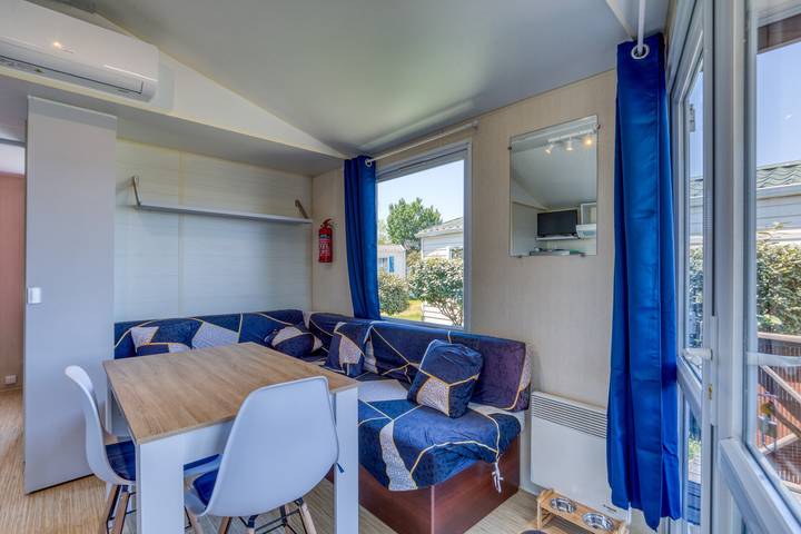 Mobil home pour 4 personnes, avec vue sur le lac, adapté aux familles dans l' Hérault - 4
