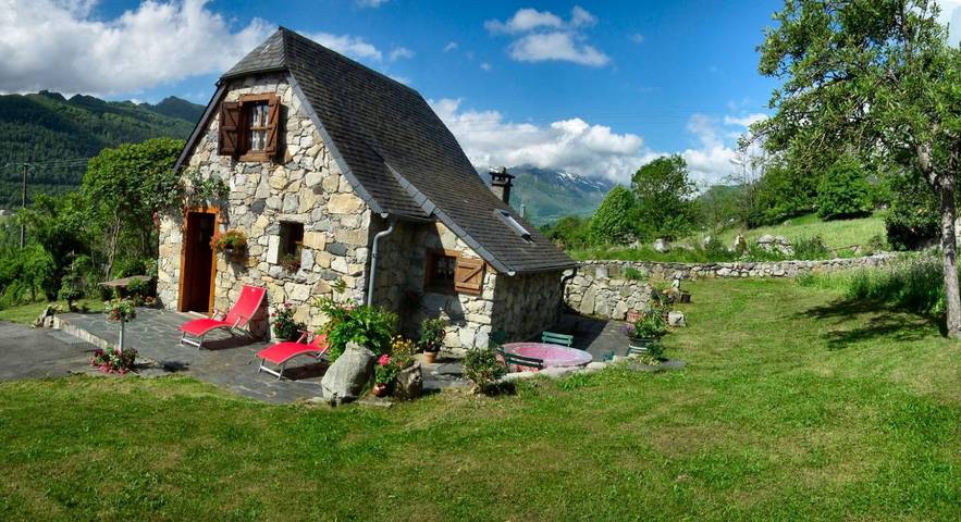 Holiday rental for 3 people, with garden and terrace, with pets in South-west France