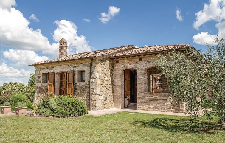 Location de vacances pour 4 personnes, avec jardin ainsi que piscine et terrasse à Sinalunga - 2