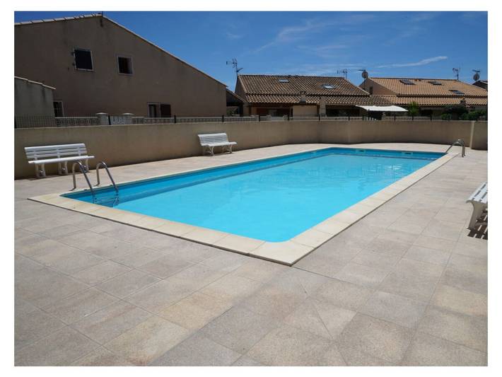 Location de vacances pour 4 personnes, avec terrasse ainsi que piscine et jardin dans Portiragnes Plage - 2