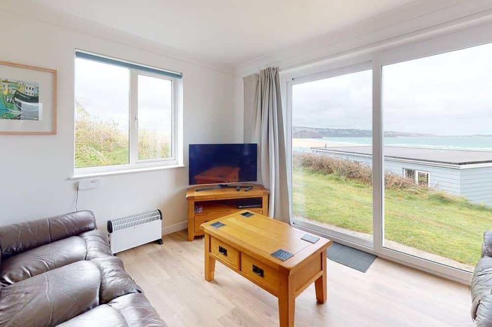 Chalet for 6 People in Hayle, Cornwall