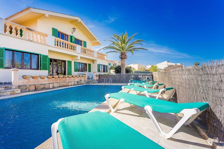Luxus-Finca für 10 Personen, mit Balkon und Garten in Portocolom, Felanitx