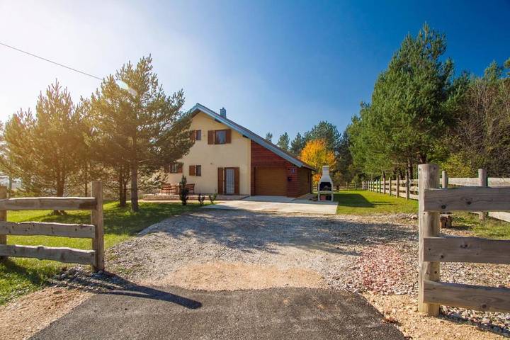 Ferienhaus für 7 Personen, mit Garten und Ausblick - 1