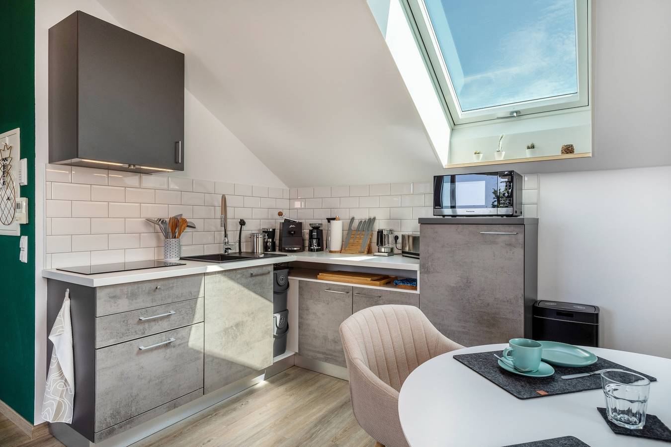 Ganze Wohnung, Ferienwohnung "Loft Schwenck" mit Seeblick, Gemeinschaftsterrasse & Wlan in Kressbronn am Bodensee, Region Bodensee-Oberschwaben