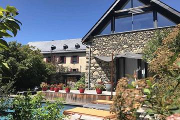 Gîte pour 8 personnes, avec jardin à Cazeaux-de-Larboust