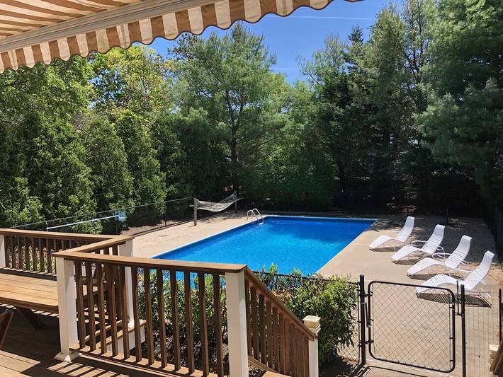 Vacation rental for 8 people, with yard and terrace in Hampton Bays