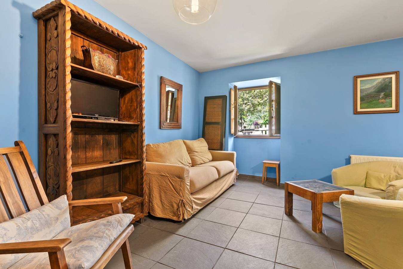 Ganze Wohnung, Apartment 'Apartamentos Puente Del Narcea 2' mit Bergblick, privater Terrasse und Wlan in Cangas del Narcea, Cordillera Cantábrica