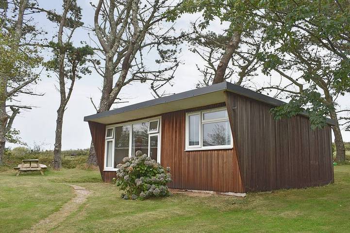 Cottage for 4 people, with garden, with pets in St Agnes