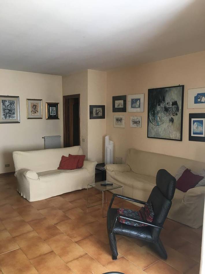 Gîte pour 5 personnes, avec balcon, animaux acceptés à Foligno - 2