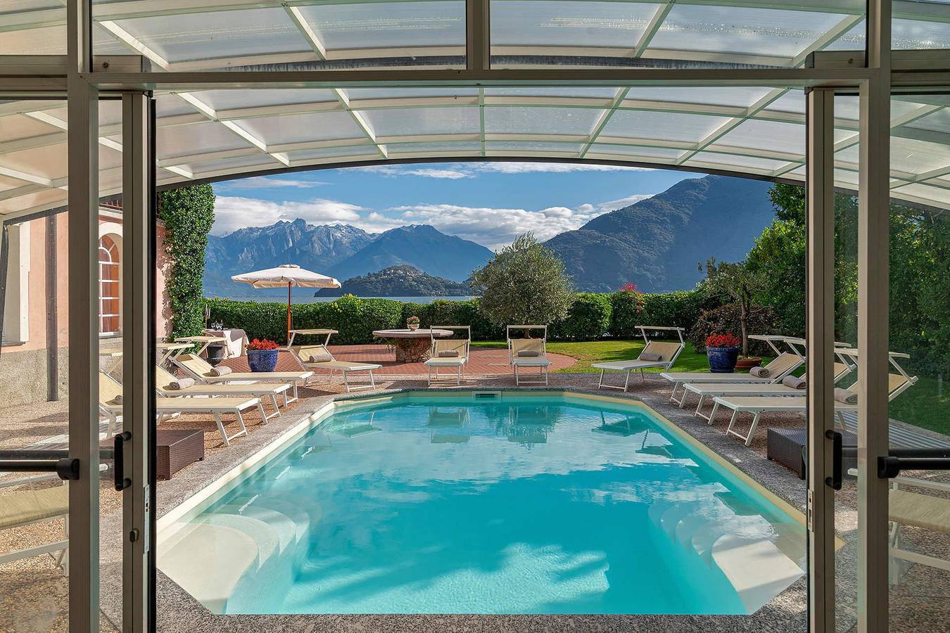 Villa für 10 Personen mit Balkon in Calozzo, Pianello del Lario