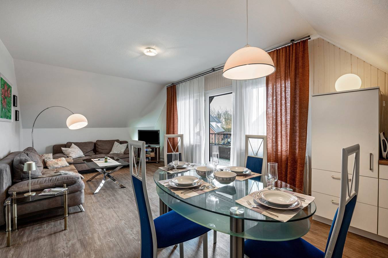 Ganze Wohnung, Ferienwohnung 'Abendsonne' mit Gemeinschaftsgarten, Balkon und Wi-Fi in Stinteck, Westerdeichstrich