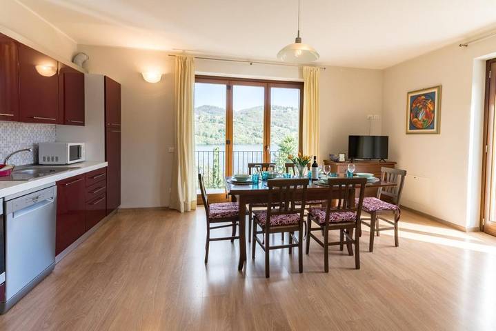 Gîte pour 2 personnes, avec jardin ainsi que vue sur le lac et vue, animaux acceptés à Orta San Giulio - 3