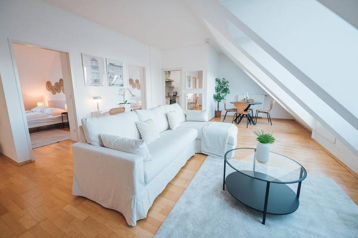 Ferienwohnung für 6 Personen, mit Balkon und Terrasse sowie Ausblick in Wien