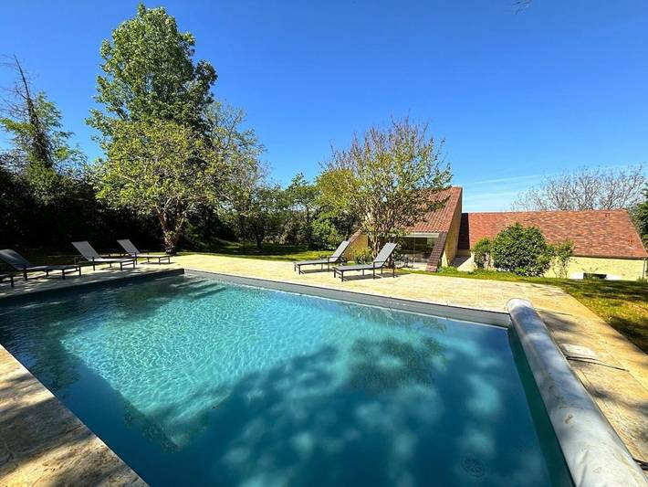 Location de vacances pour 13 personnes, avec jardin et piscine, animaux acceptés à Siorac-en-Périgord - 2