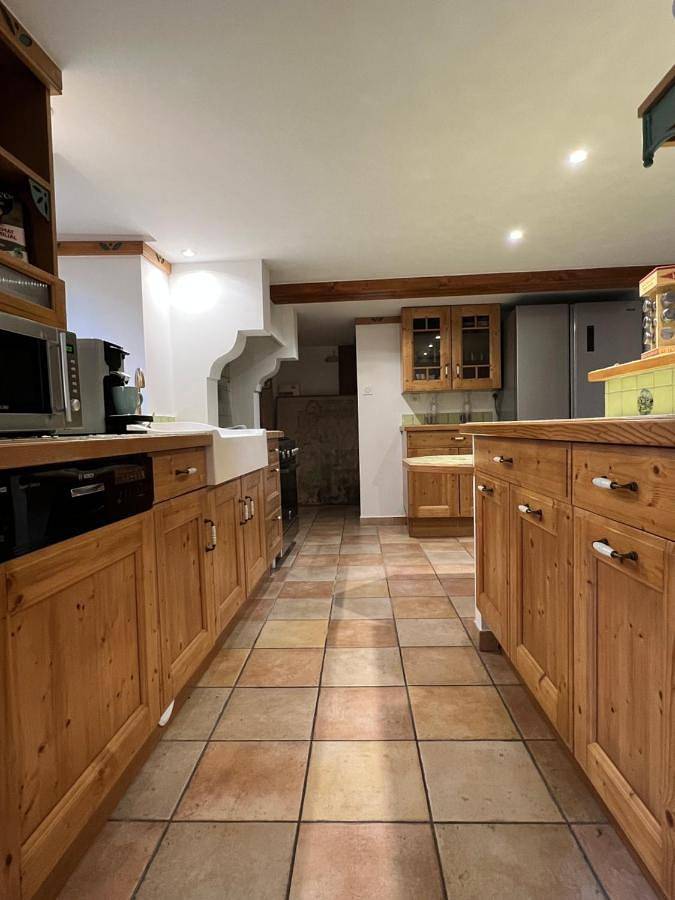 Location de vacances pour 8 personnes, avec vue et jardin à Saint-Aventin - 4