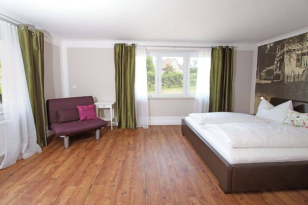 Ganze Wohnung, Landhaus Hoher Salem, 59qm, 1 Schlafzimmer, max. 3 Personen in Oberteuringen, Region Bodensee-Oberschwaben