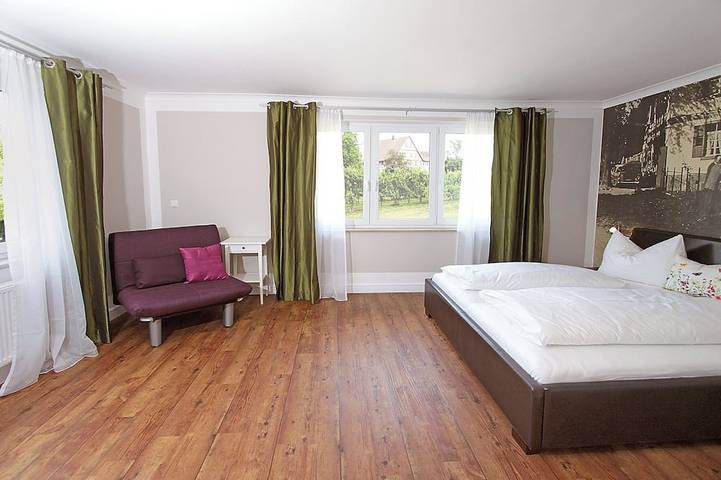 Ferienwohnung für 3 Personen, mit Garten und Sauna sowie Balkon - 1