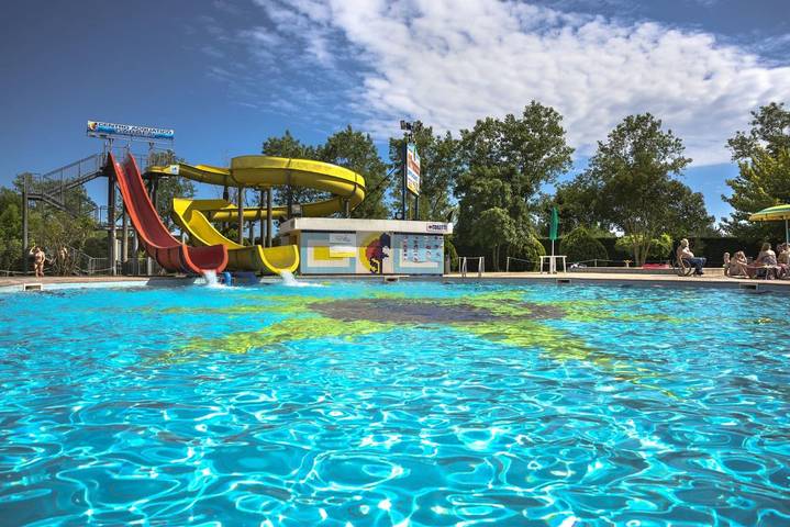 Dom dla 5 osób, z Jacuzzi i Taras oraz Ogród i Basen dla dzieci w Caorle