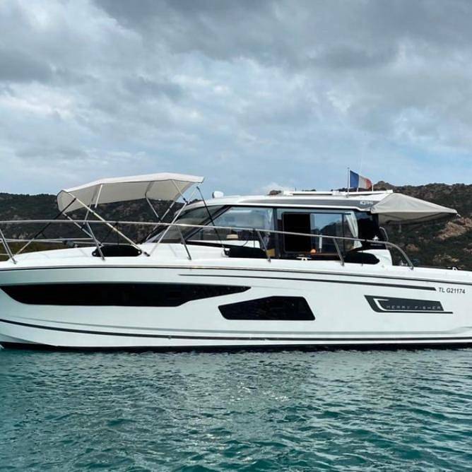 Bateau pour 4 personnes, avec vue en Provence-Alpes-Côte d'Azur