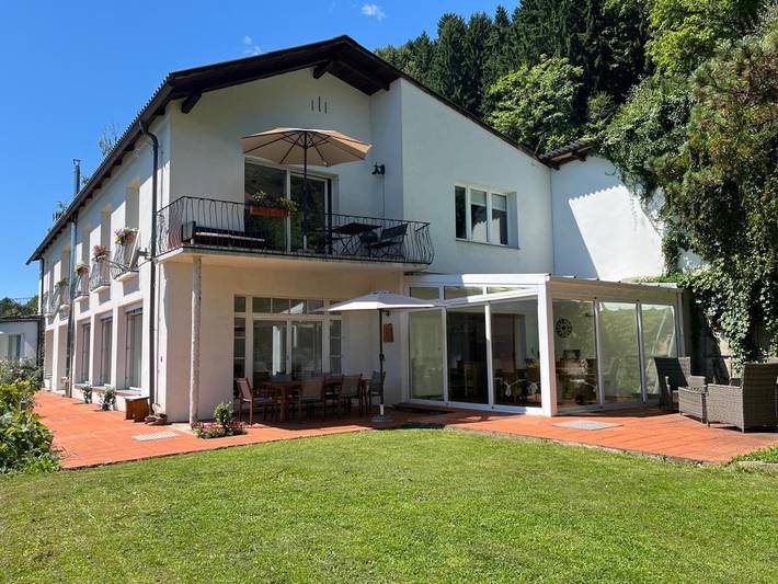 Ferienwohnung für 8 Personen, mit Sauna und Balkon sowie Ausblick und Seeblick