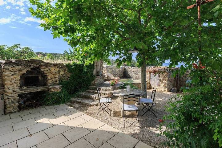 Location de vacances pour 5 personnes, avec Jardin à Blauvac