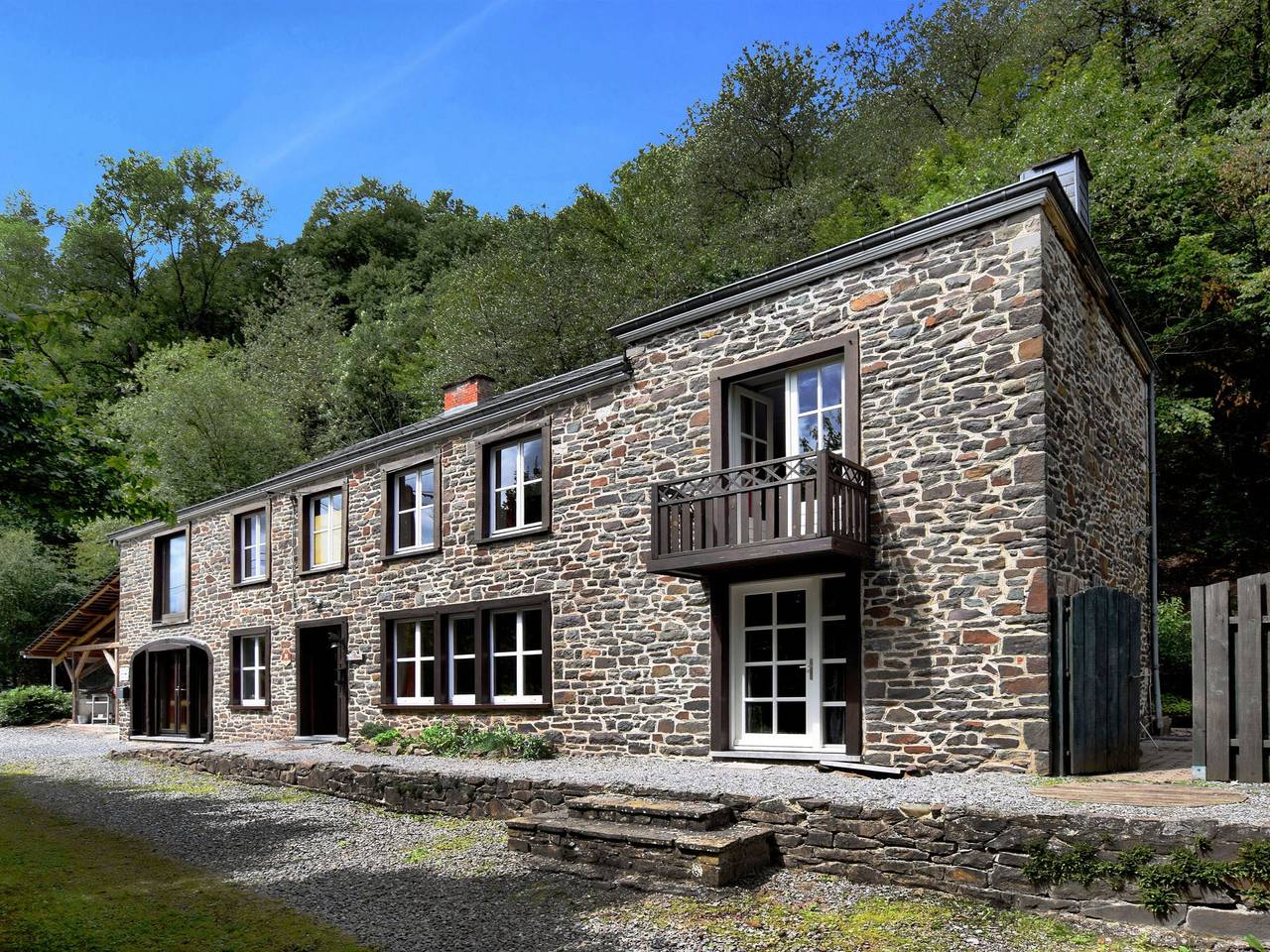 Ferienhaus in Rendeux nahe Naturpfaden in Rendeux, Luxemburg Provinz