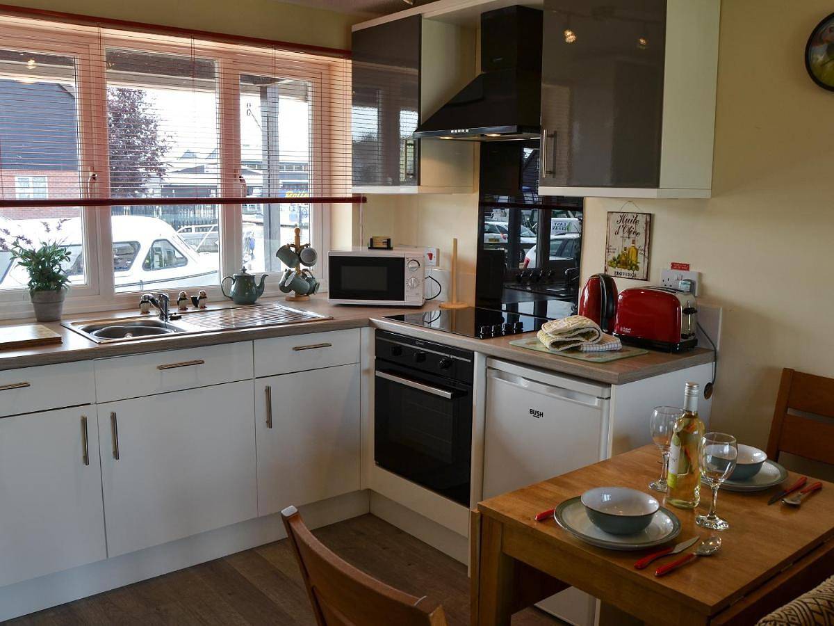 One-Bedroom Holiday Home in Wroxham, The Broads