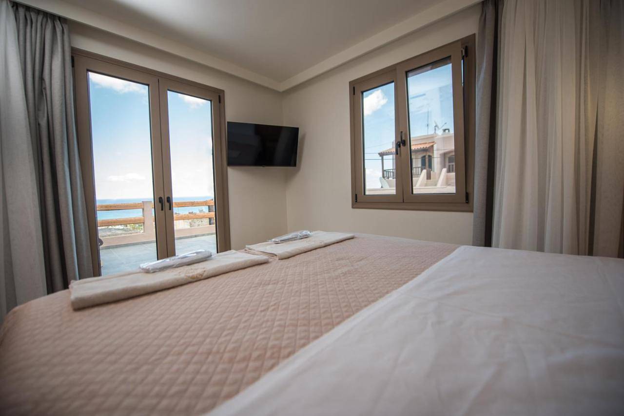 Cataphari Luxury Villa in Koutouloufari, Iraklio-Heraklio region