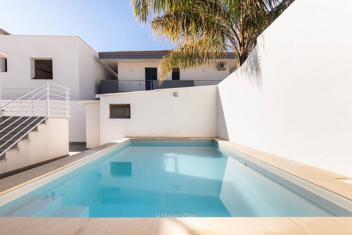 Villa per 4 persone, con piscina ad Avola