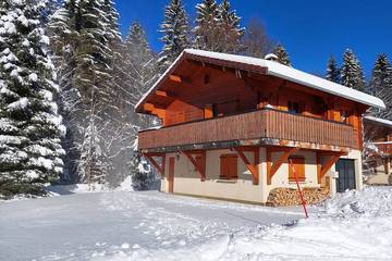 Gîte pour 8 personnes, avec jardin et balcon à Lamoura