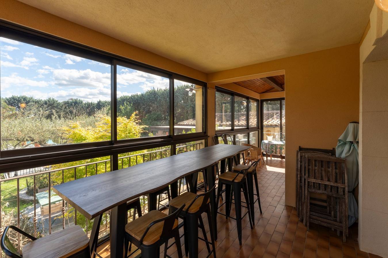 Villa 'Domaine des Maladieres' con piscina privada, terraza privada y aire acondicionado in Vézénobres, Región de Alès