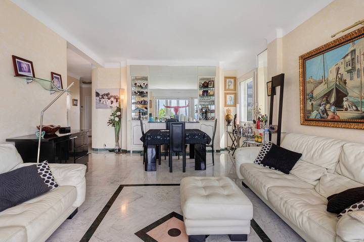Hel lägenhet, "Sea View on La Croisette" Apartment with Balcony and Wi-Fi in Cannes, Medelhavskusten (Frankrike)